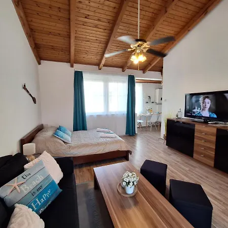 Apartment Azur Csiga Apartman